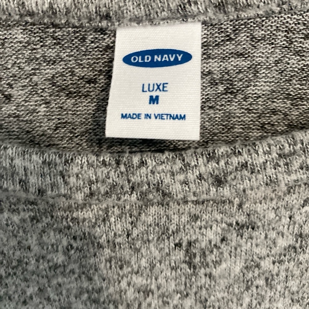 Old Navy Heathered Gray Women's Sweatshirt - Picture 3 of 3